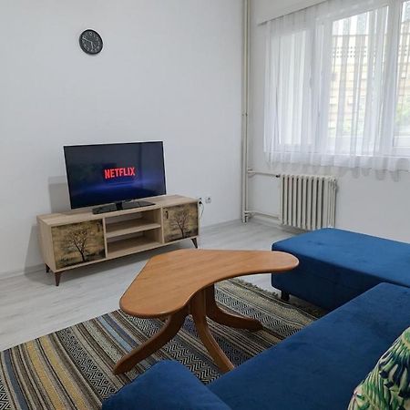 Main Square Apartment - Skopje Luaran gambar