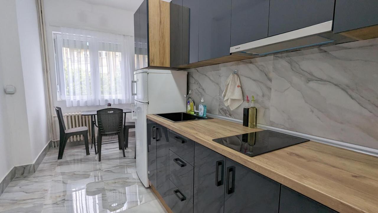 Main Square Apartment - Skopje Luaran gambar