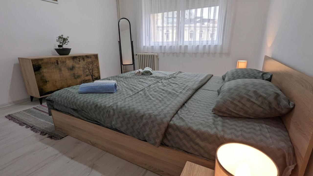 Main Square Apartment - Skopje Luaran gambar